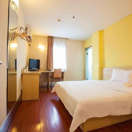 7 Days Inn Wuhan Eksteriør billede