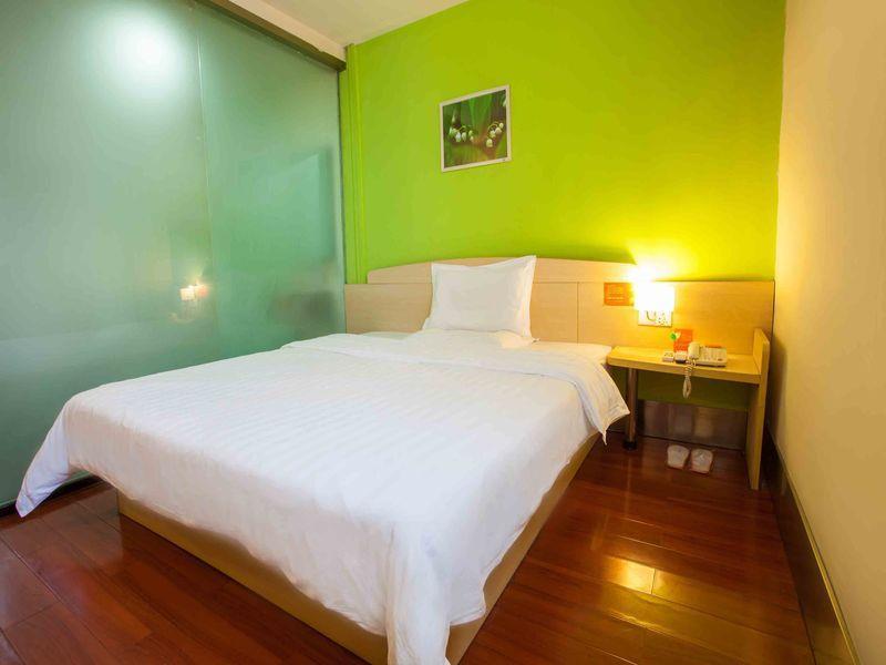 7 Days Inn Wuhan Eksteriør billede